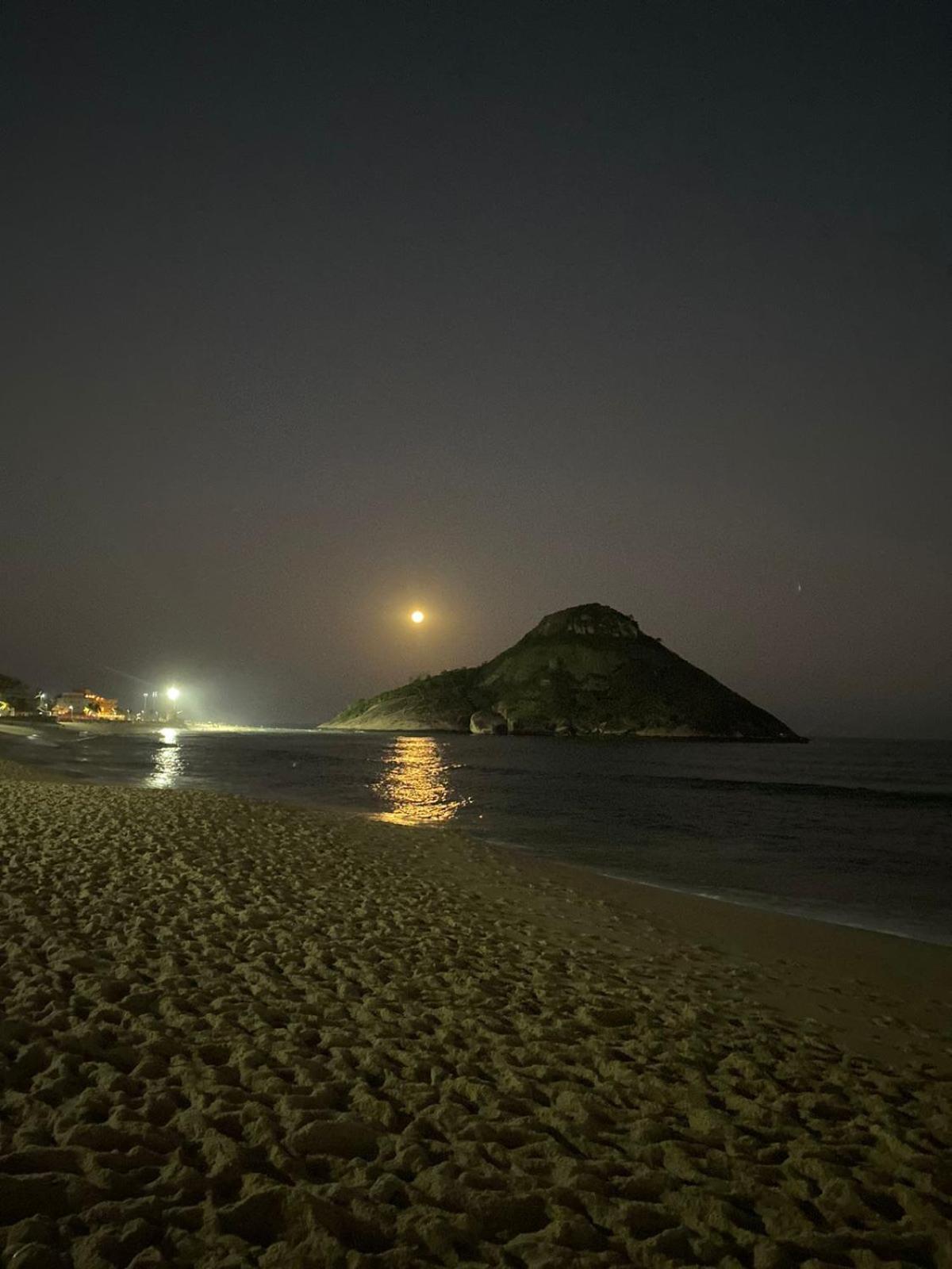 O Encontro - Frente Ao Mar - Rio De Janeiro, Do Recreio 2* Rio de Janeiro